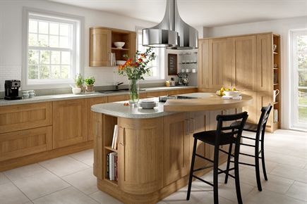 Shaker Lissa Oak Wood Kitchen