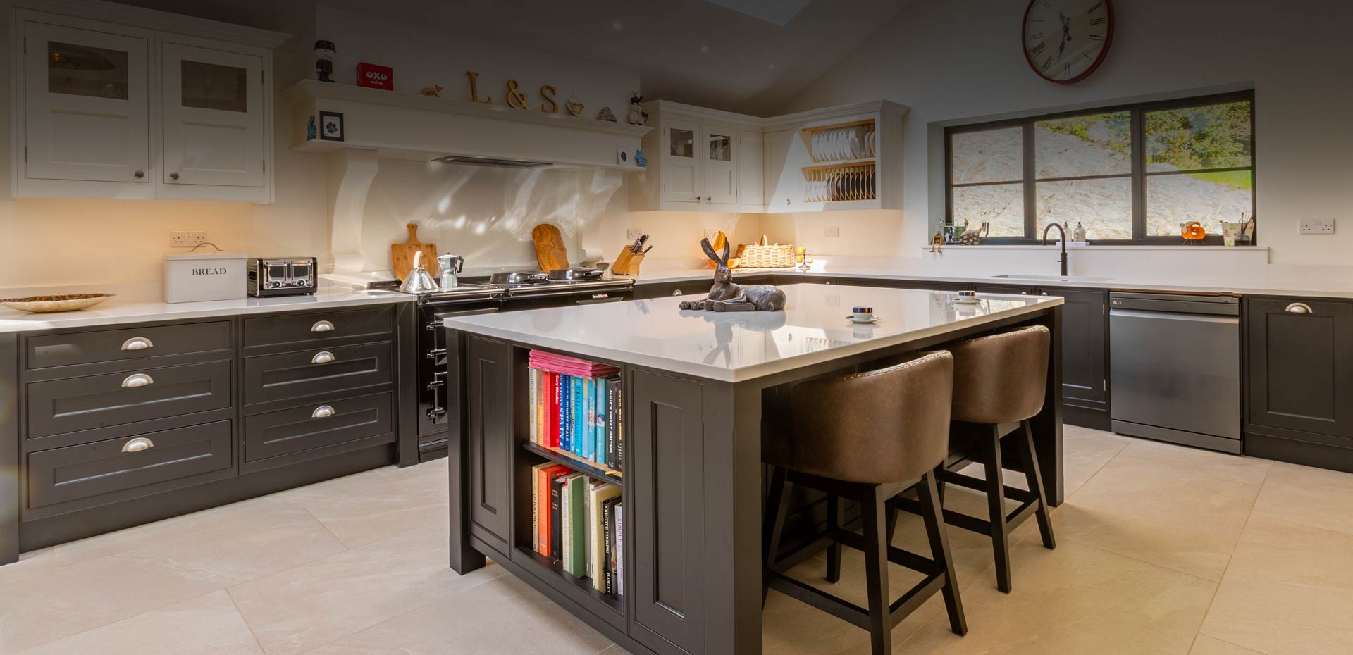 Square kitchen island